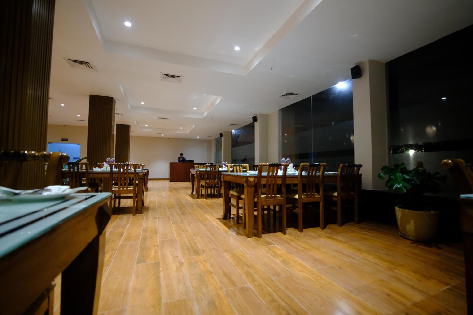Finn'S Weaver Resort, Kaziranga Bagian luar foto
