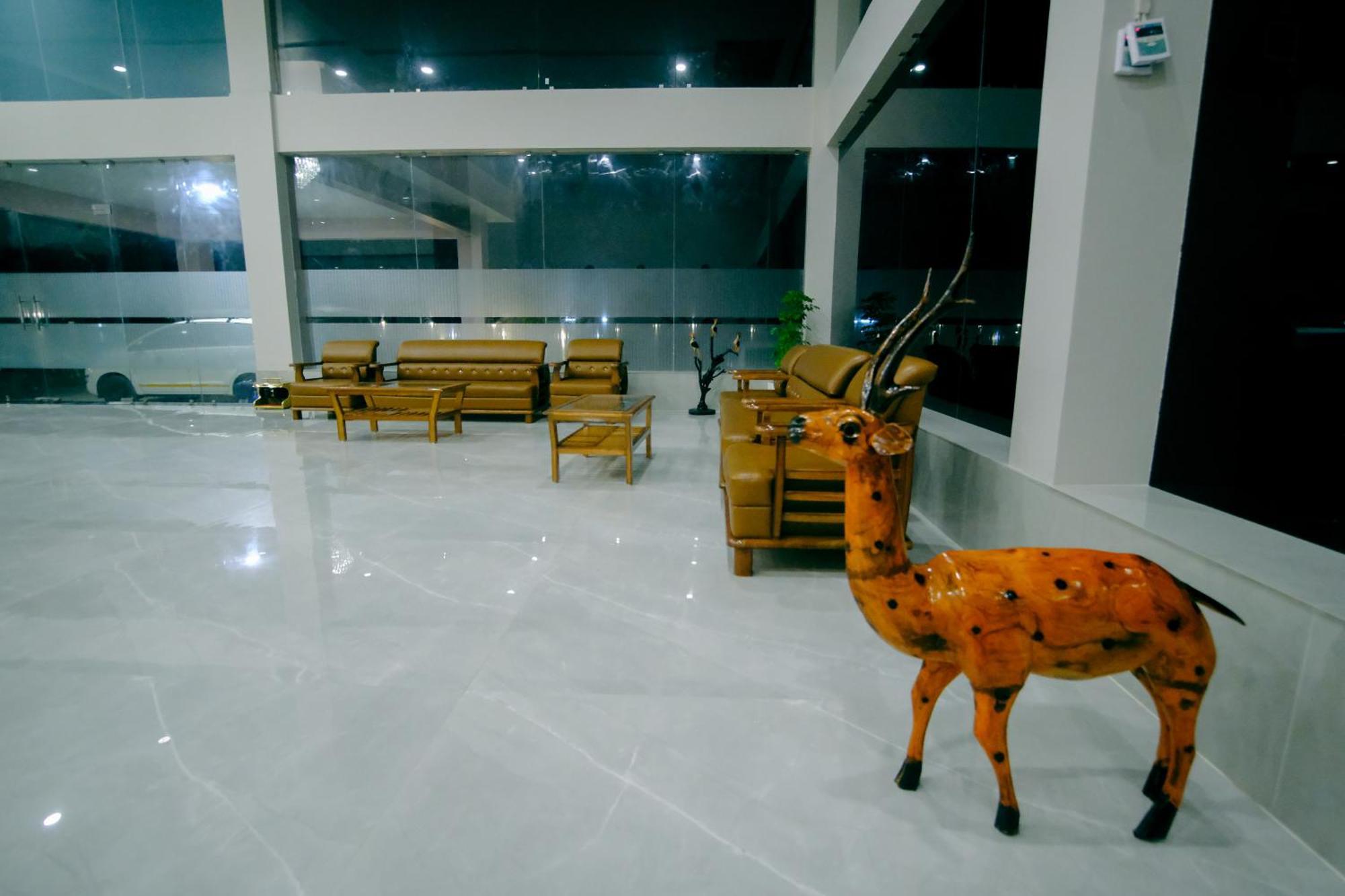 Finn'S Weaver Resort, Kaziranga Bagian luar foto