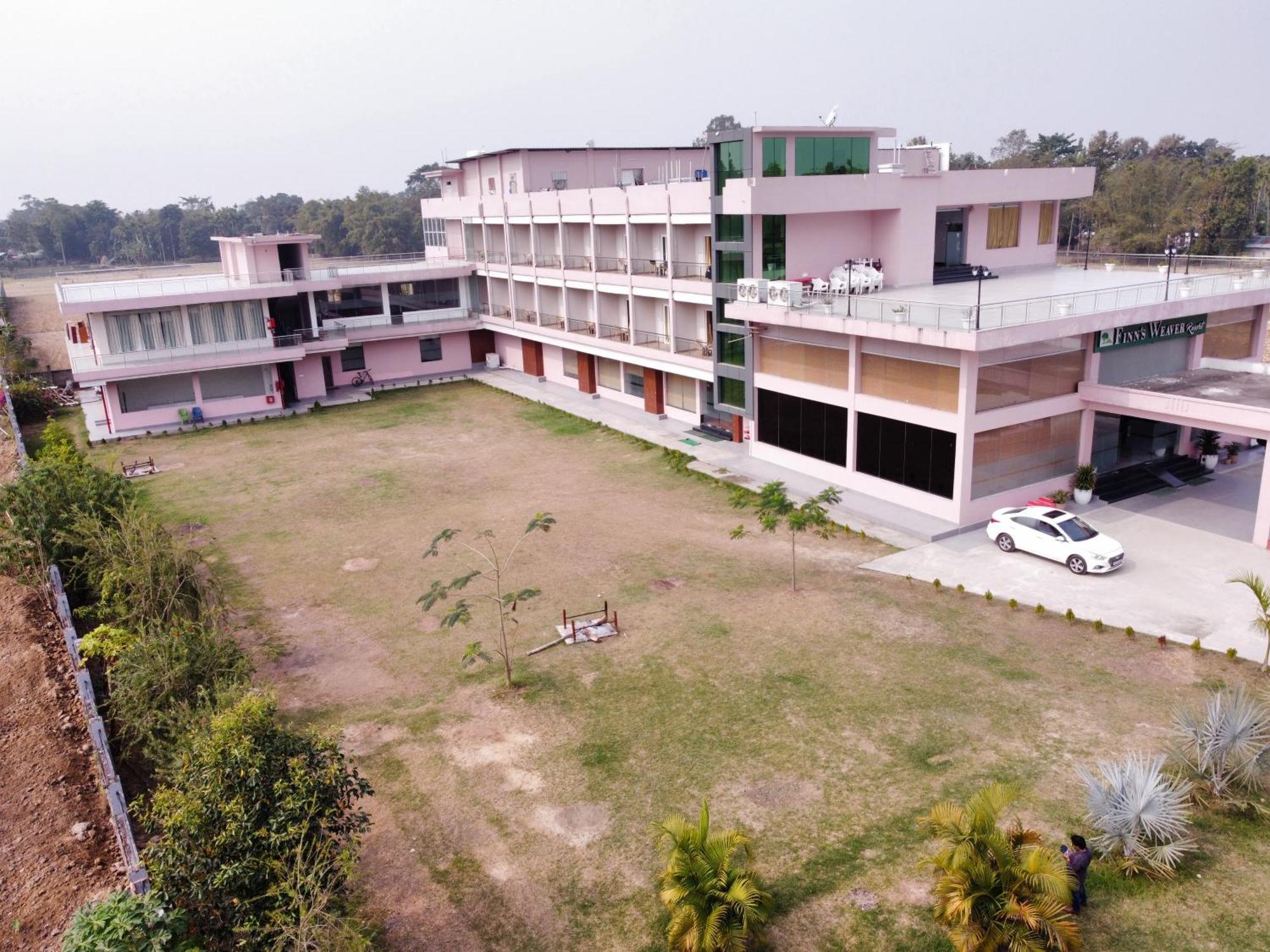 Finn'S Weaver Resort, Kaziranga Bagian luar foto